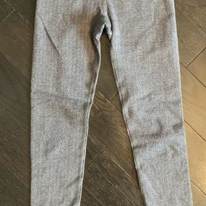 Ivivva size 6 girls grey herringbone Rhythmic leggings